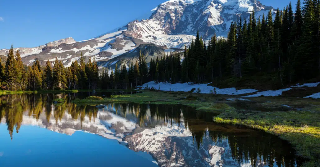 Breathtaking views of landmarks in Western Washington